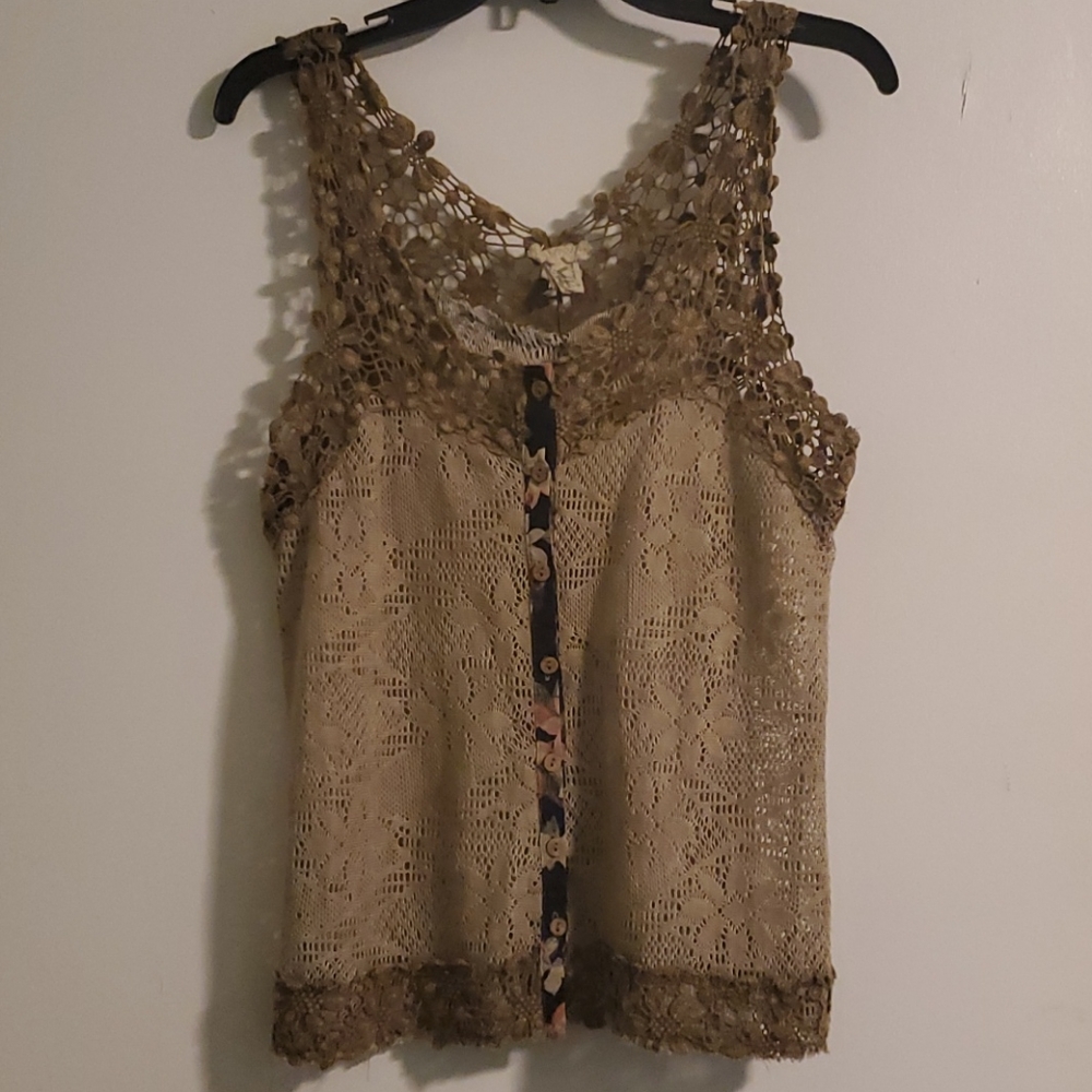 Sleeveless top